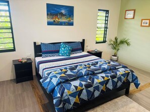 2 bedrooms, iron/ironing board, Internet, bed sheets
