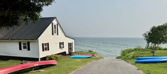 Lake Ontario Waterfront Cottage | Kayaks, Fire Pit & Peaceful Escape