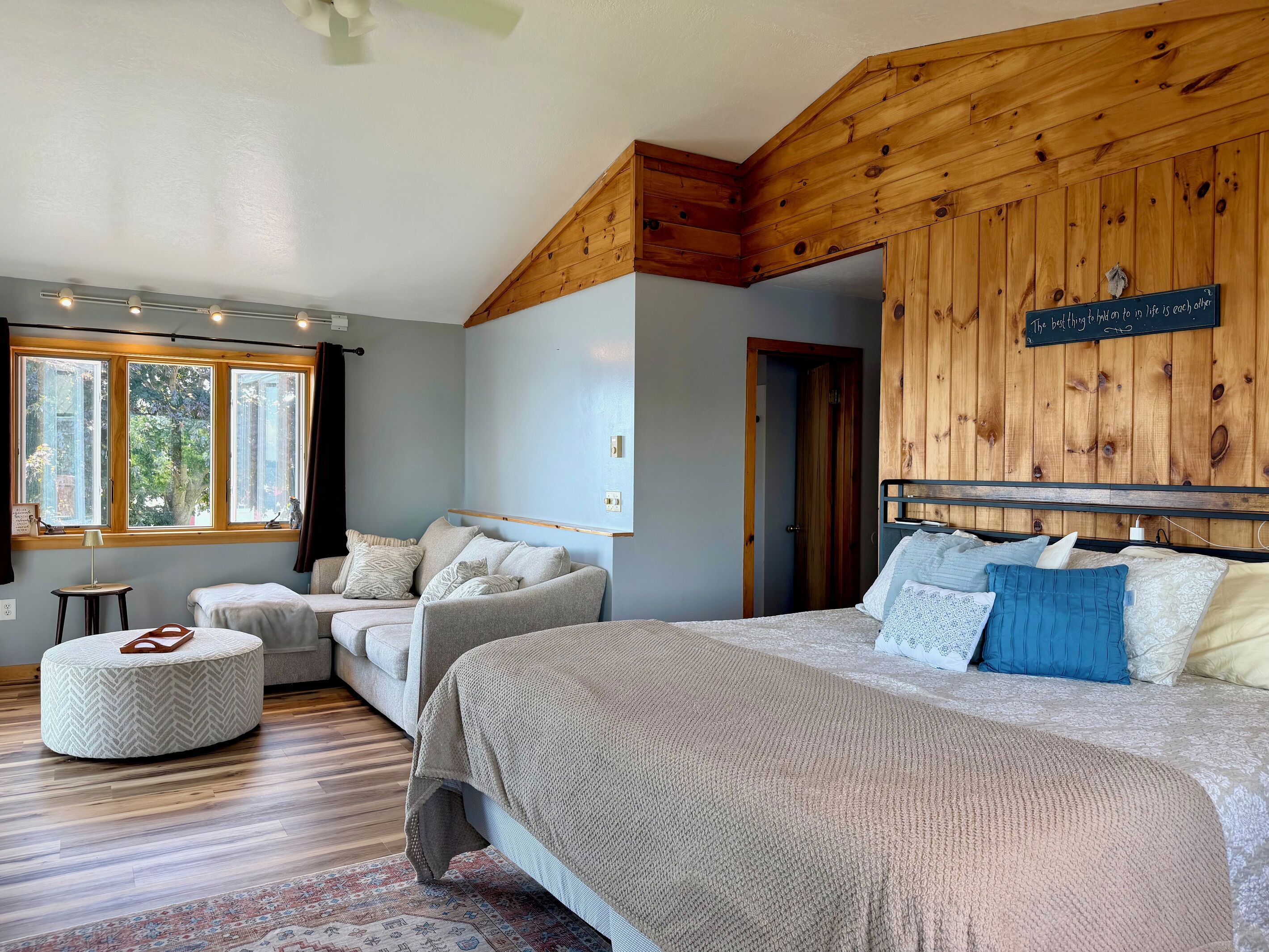 6 chambres, bureau, lit parapluie, Wi-Fi
