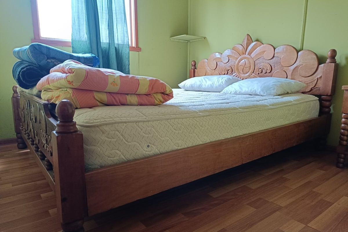 Classic Cabin, Patio, Garden View | Free WiFi
