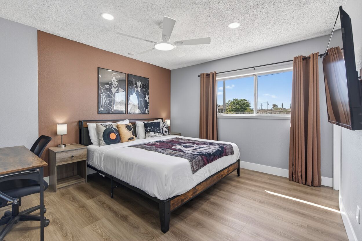 Fer et planche à repasser, Wi-Fi, draps fournis