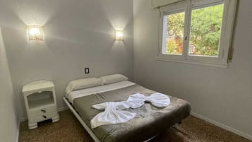 Standard Double Room | Free WiFi