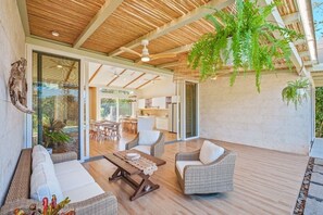 Interior - New Charming House with Private Pool, Concierge, AC and Close to the Beach! (tamarindo)