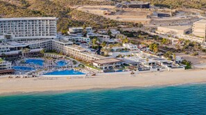 Exterior - Contemporary 4BR Beachfront Villa on Cabo Corridor (Cabo San Lucas)