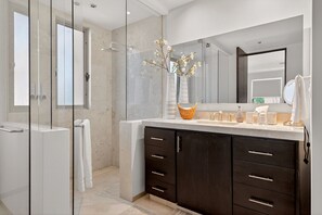 Hair dryer, towels - Contemporary 4BR Beachfront Villa on Cabo Corridor (Cabo San Lucas)
