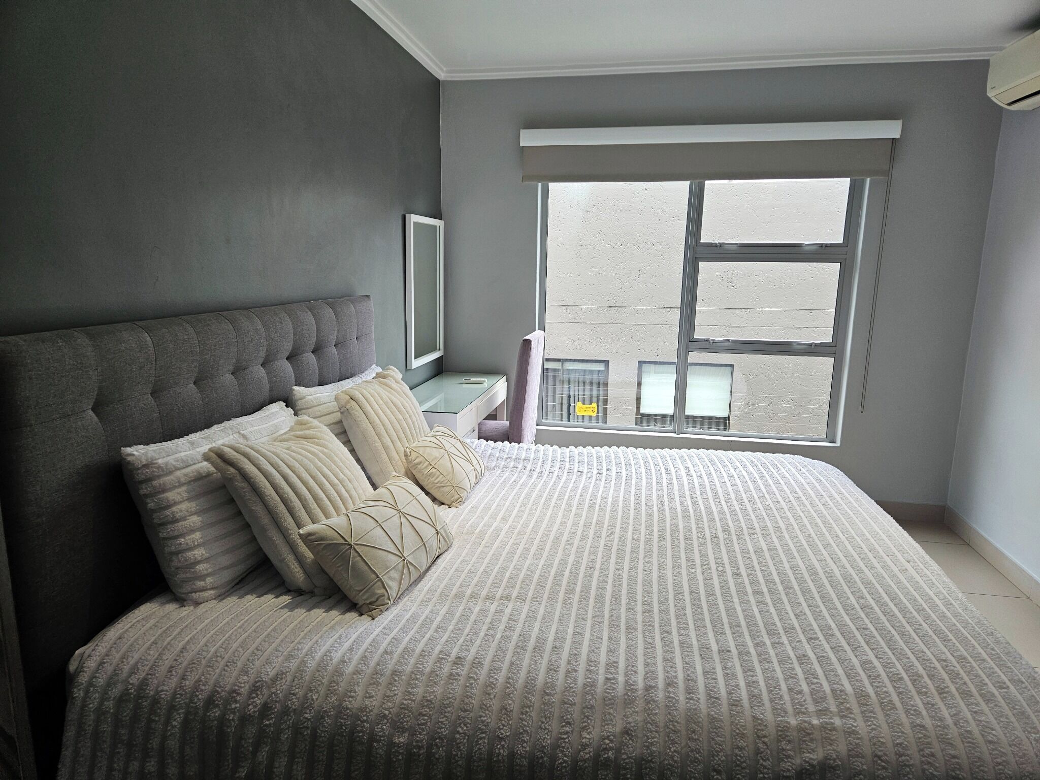 Iron/ironing board, Internet, bed sheets