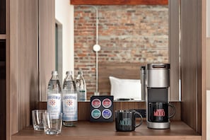 Bathroom amenities - Modo on Granville (Vancouver)