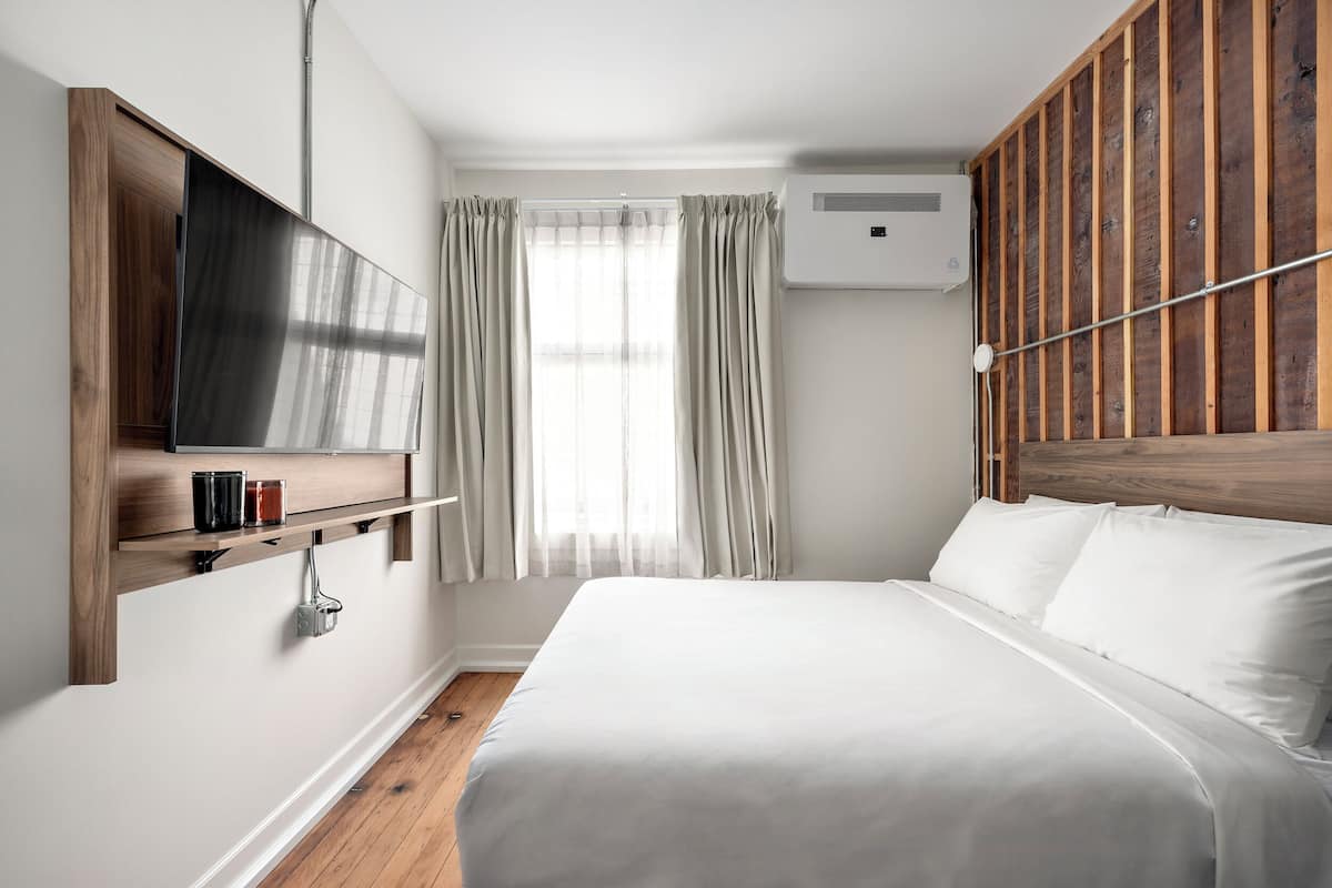 In-room safe, blackout drapes, iron/ironing board, free WiFi