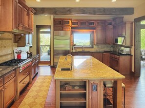 Fridge, microwave, oven, stovetop - Villa Serena - Luxury Group Retreat w/ Casita | Private Pickleball | Hot tub | Sauna | Cold Plunge (Blue Ridge)