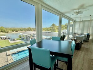 Dining - Adventures on Yacht: Elegant 5BR/5BA, Waterway, Dock, Pool, Hot Tub, Sleeps 11 (Oak Island)