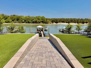 Miscellaneous - Adventures on Yacht: Elegant 5BR/5BA, Waterway, Dock, Pool, Hot Tub, Sleeps 11 (Oak Island)