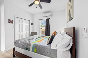1 dormitorio, escritorio, tabla de planchar con plancha y wifi gratis