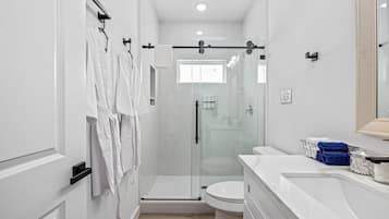 Hair dryer, towels