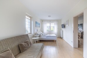Apartment | 1 bedroom, bed sheets - Comfortable Apartment for 4 People With a Balcony (Krokowa)