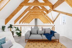 Interior - Sugarbird (Bergrivier)