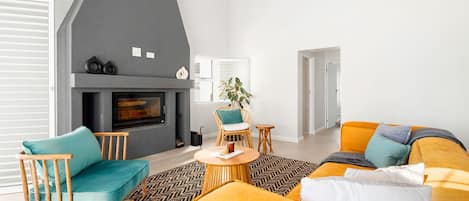 Casa (2 Bedrooms) | Interior