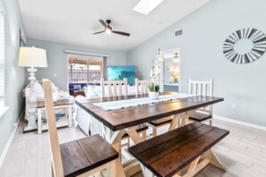 Iron/ironing board, travel cot, free WiFi, bed sheets - Indialantic Oasis | 2BR, Outdoor Screened-in Patio & BBQ Grill! 🌴🌊 (Indialantic)