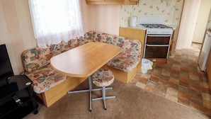 廚房用具/餐具/器皿