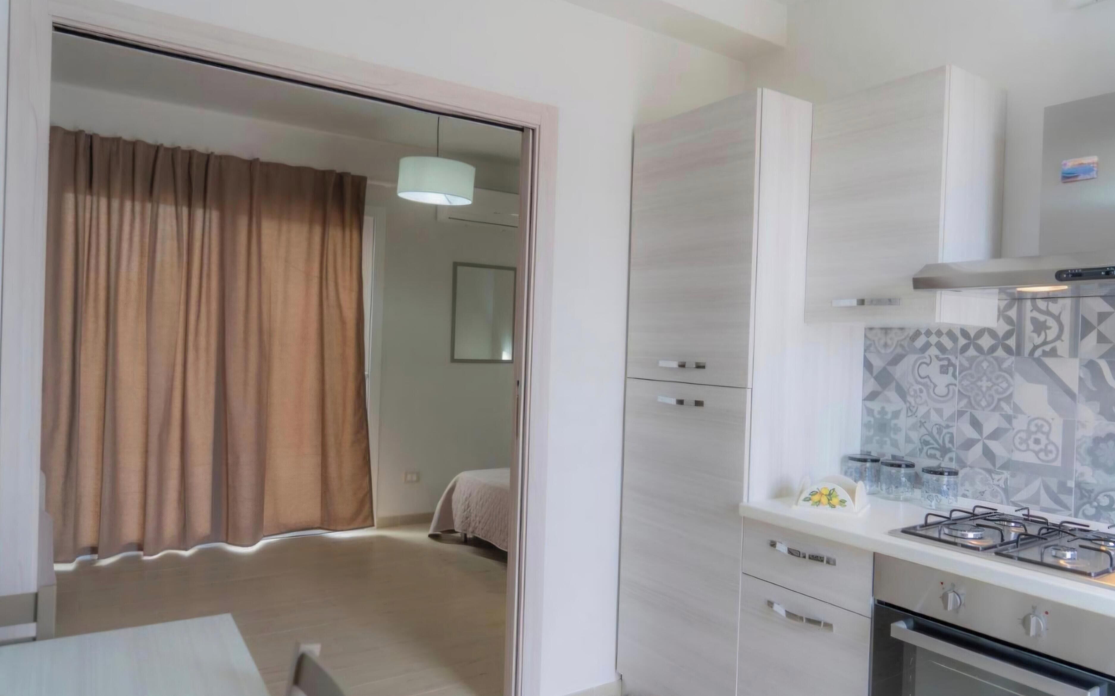 Condo phong cách cổ điển, quang cảnh vườn | Bếp riêng