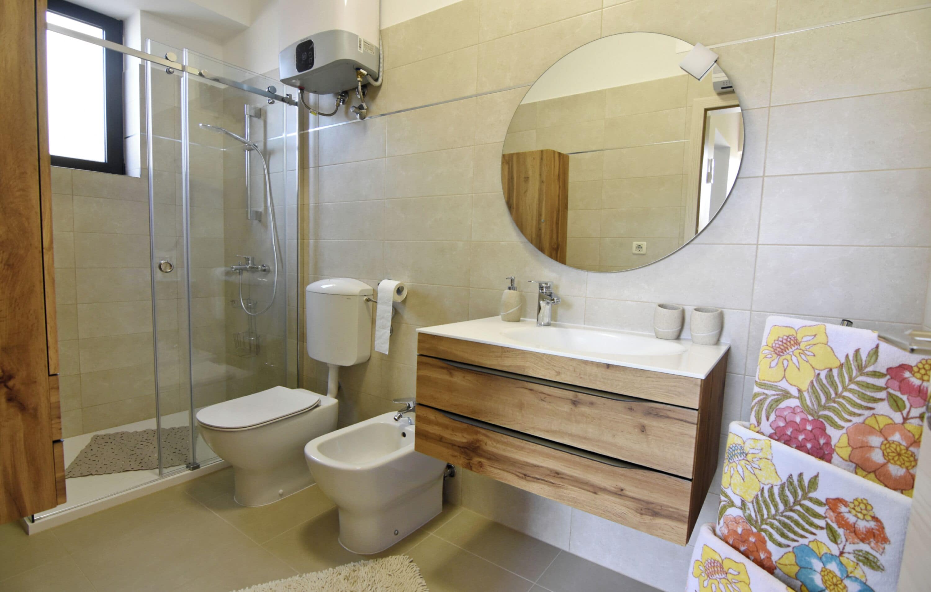 Departamento, 1 habitación, patio, vista al jardín | Baño