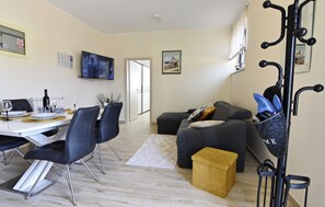 Living room - Upscale Fully Equipped Apartment (Umag)