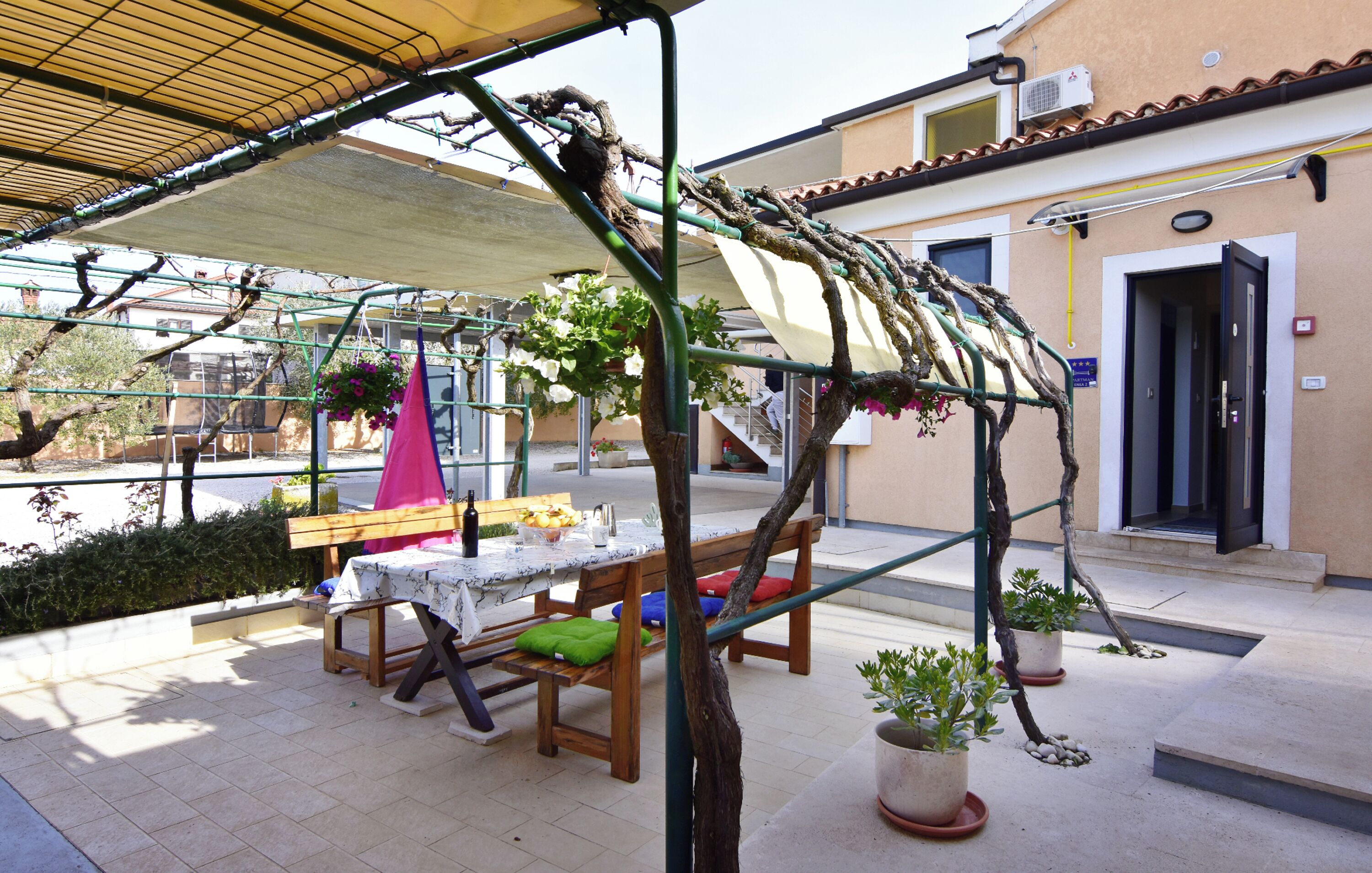 Apartment, 1 Bedroom, Patio, Garden View | Terrace/patio