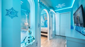 Interior - Exquisite 10br Luxury Villa, Pool, Hot Tub, Arcade (Davenport)