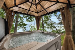 Outdoor spa tub - Lakefront A-Frame | Hot Tub, Dock & Views | Seneca Lake (Penn Yan)