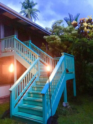 Exterior - Ocean View Solar-Powered Jungle Retreat (Pāhoa)