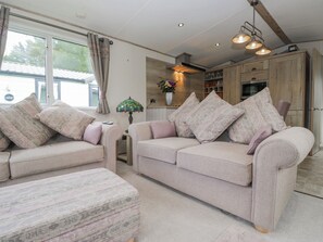 Living area - Carp Lodge (Carnforth)