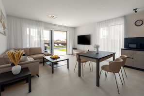 TV - Apartment Apartman Carolina (Istria - Novigrad) (Novigrad)