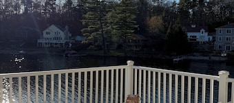 Cozy Lake Cottage in charming Dunstable
