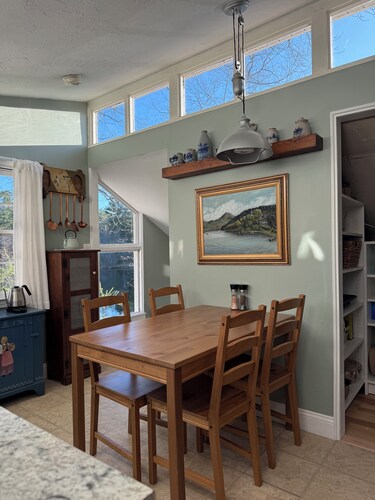 Cozy Lake Cottage in charming Dunstable