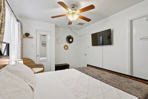Room - The Oaks at Burnell – Private Houston Home (Houston)
