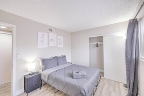 2 chambres, bureau, fer et planche à repasser, Wi-Fi gratuit