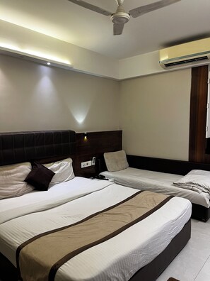 Deluxe Double Room, City View | Desk, laptop workspace, blackout curtains, free WiFi - Hotel Shiv Sagar NX (Ujjain)