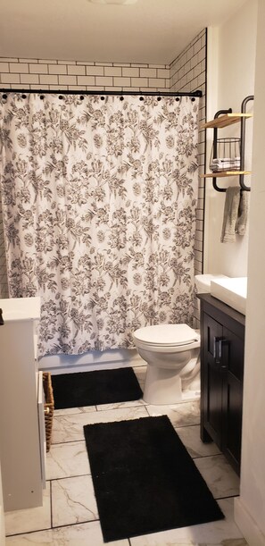 Bathroom - Newly constructed split level home with amazing views of the lake (Inglis)