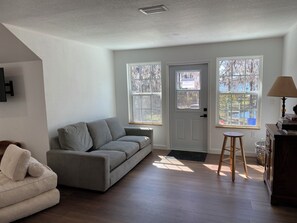 Living area - Newly constructed split level home with amazing views of the lake (Inglis)