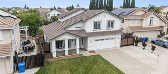 Quiet Manteca 4BR Home | Pool, Hot Tub & Fire Pit