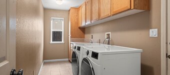 Quiet Manteca 4BR Home | Pool, Hot Tub & Fire Pit