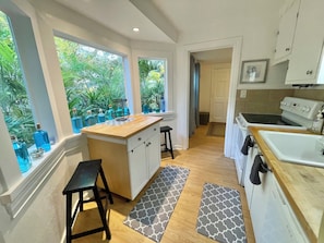 Microwave, oven, stovetop, dishwasher