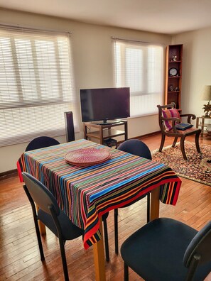 Dining - Vrbo Property (Miraflores)