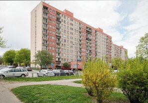 Exterior - Metro Kondratowicza Stylish Apartment (Warszawa)