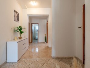 Interior - Holiday House Laetitia with pool by Interhome (Budak)