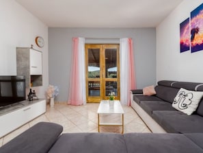 Living area - Holiday House Laetitia with pool by Interhome (Budak)