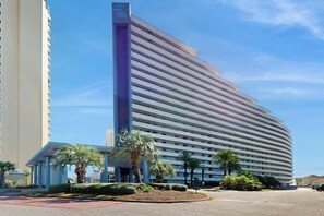 Exterior - Beautifully Decorated 2BR 2BA BEACHFRONT Condo! (Miramar Beach)