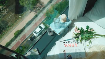 Superior Double Room | Meja, Wi-fi percuma