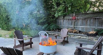 Spacious, rustic 4 bedroom cottage ideal for families, close to the beach.