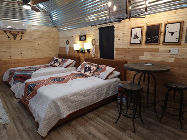 Free WiFi, bed sheets