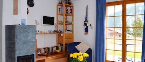 TV, DVD player